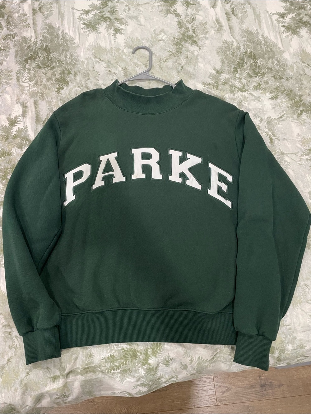Parker Men's Dark Green Crewneck with White Appliqué